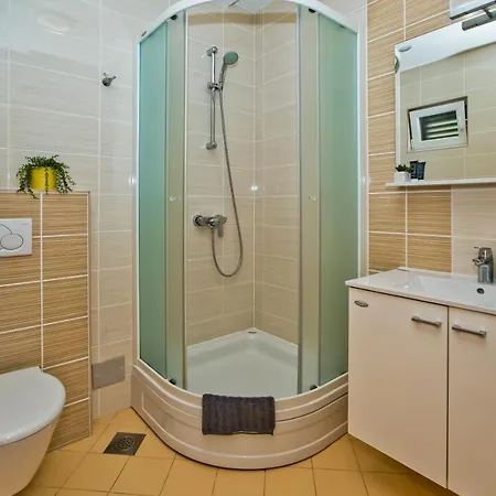 Apartment Maslina Milna (Hvar)