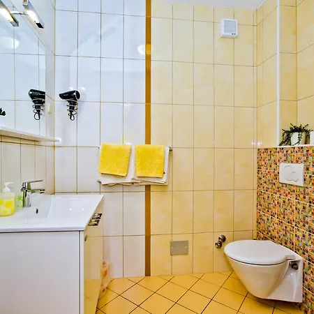 Apartment Maslina *